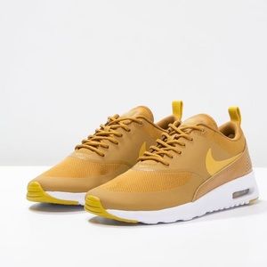 Women’s Air Max Thea